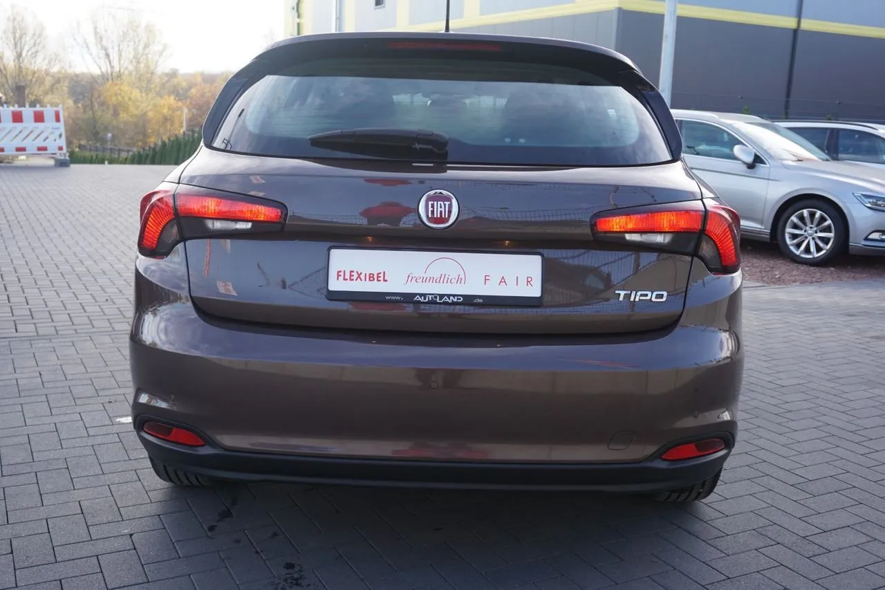 Fiat Tipo Hatchback 1.4 16V Navi...  Image 3