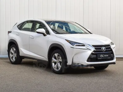 Lexus NX200t